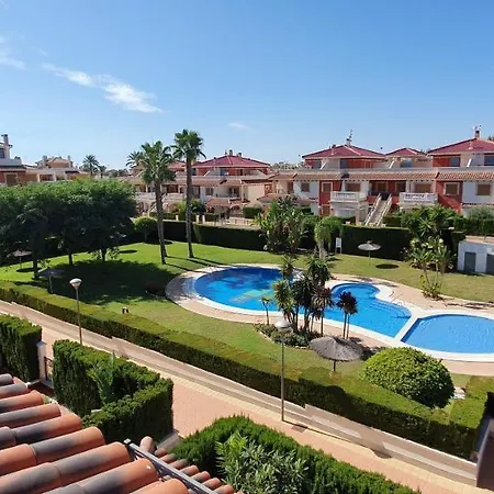 Zeniamar Top Floor Apartment